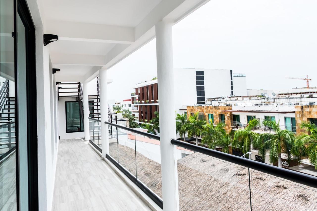 Casa Ticul Hotel Boutique - 5Th Ave (Adults Only) Плая-дель-Кармен Экстерьер фото A balcony