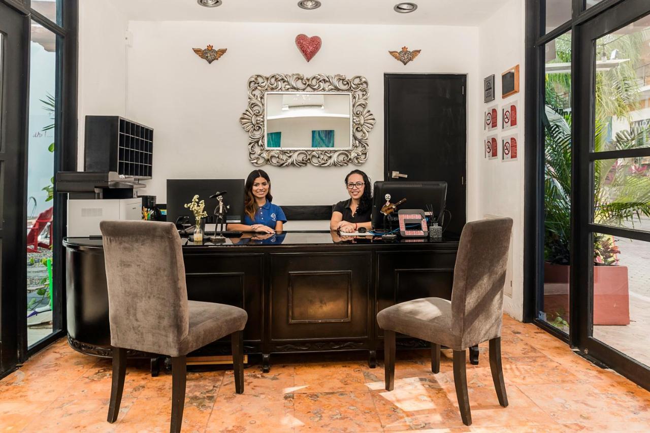 Casa Ticul Hotel Boutique - 5Th Ave (Adults Only) Плая-дель-Кармен Экстерьер фото Reception at the clinic
