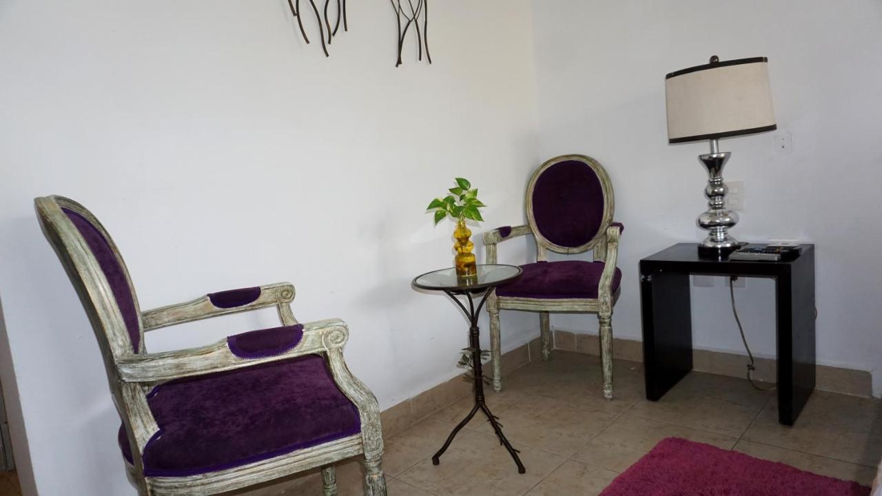 Casa Ticul Hotel Boutique - 5Th Ave (Adults Only) Плая-дель-Кармен Экстерьер фото A room at the hotel