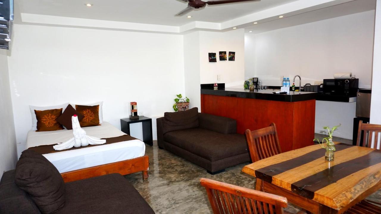 Casa Ticul Hotel Boutique - 5Th Ave (Adults Only) Плая-дель-Кармен Экстерьер фото A studio apartment